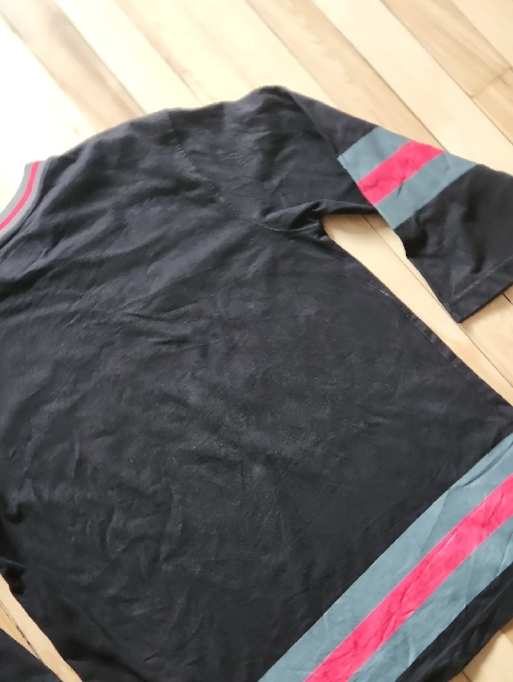 Stussy Black Tee with Gray Logo and Red Stripe Accents - Picture 12 of 16